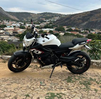 YAMAHA XJ6 N ABS 